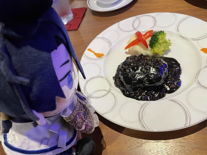 たまはがねはんばぁぐであるまっくろでおいしかったのであるとりさんのかたちのにんじんもとってもきゅ〜とだったのであるおかちらのんあるこぉるどりんくでおとこがあがったのである 
