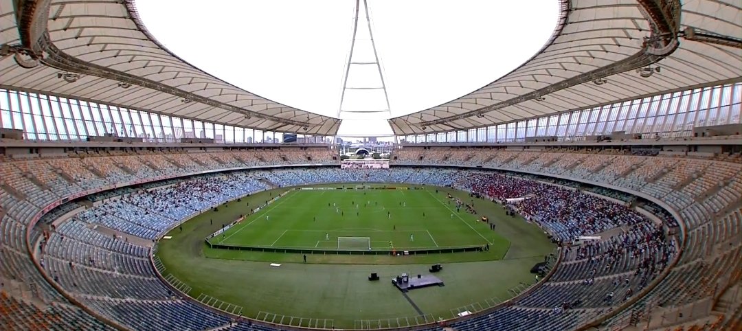 This #CarlingKnockout is so hard to watch..

Stands are quite bare and not the most exciting match to watch..

The way the draw panned out is tough for sponsors , the province and the league.