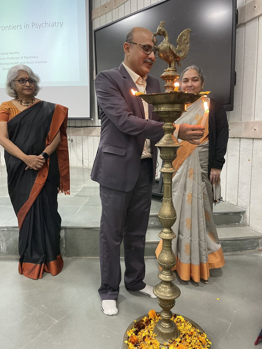 PsethNbrc's tweet photo. @rajesh_gokhale Secretary DBT felicitated by @DBT_NBRC Prof Krishanu Ray. Dr Gokhale was the chief guest for the 20th Foundation Day function. https://t.co/XK7TnT96iH