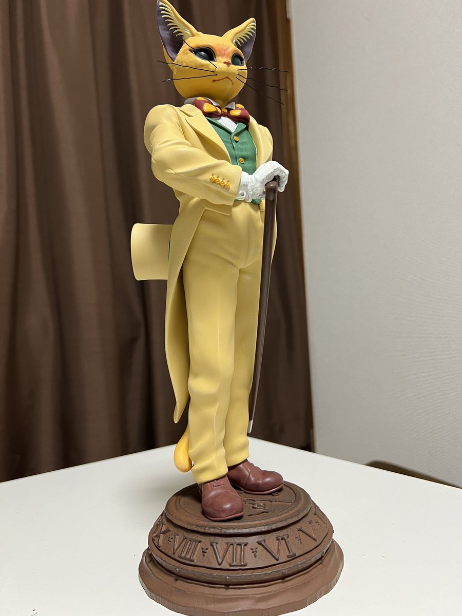 tarotmitsuba's tweet photo. クリスマスプレゼントに買ったバロンの25周年等身大フィギュア
あまりのすごさに思わずポスト https://t.co/HfAkabFmBl