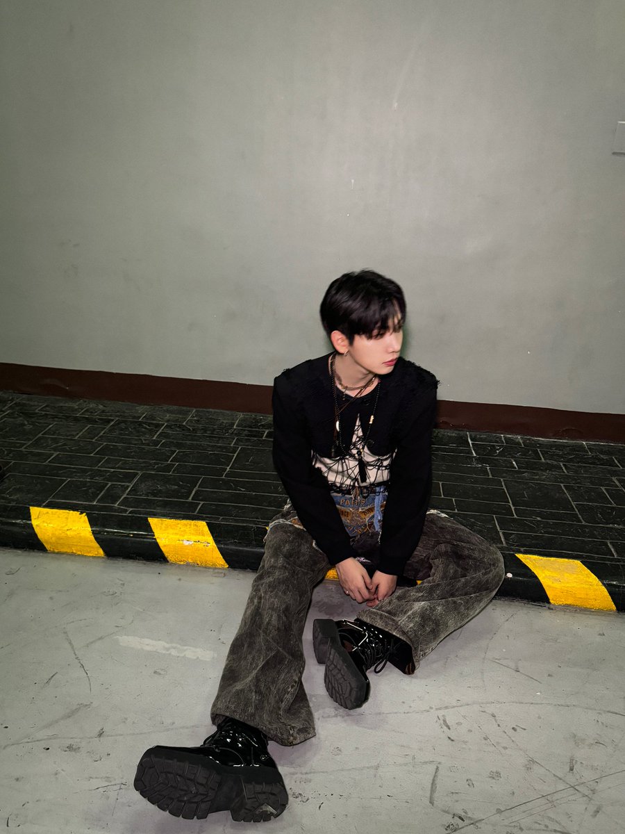 BOYNEXTDOOR_twt's tweet photo. AAA 잘 다녀왔습니다

#JAEHYUN #BOYNEXTDOOR
#명재현 #보이넥스트도어
#AAAinPH2023 https://t.co/i8oCGAdRHY