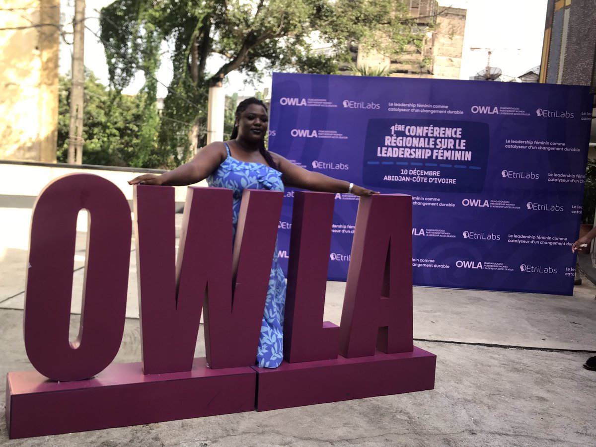 La 1er première conférence régionale sur le leadership féminin s’est tenu à Movenpick Hôtel Sis Plateau.
Cette journée du 10/12/23 a été exceptionnelle à travers les panels de discussion, la découverte de projets, le partage d'expériences, etc.
Vive le Leadership féminin !
#owla