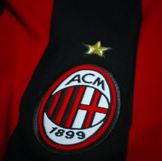 Selamat ulang tahun lan <a href="/acmilan/">AC Milan</a>