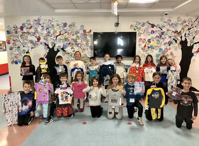 Rob Mezzanotte (@rmezzanotte) on Twitter photo This holiday season, our amazing Hamilton 2nd graders are celebrating by giving back. They have collected 107 pairs of pajamas to be donated to those in need in NK. A special thank you to their incredible teachers for teaching them what it means to show kindness! <a href="/nk_schools/">NK Schools</a> This holiday season, our amazing Hamilton 2nd graders are celebrating by giving back. They have collected 107 pairs of pajamas to be donated to those in need in NK. A special thank you to their incredible teachers for teaching them what it means to show kindness! <a href="/nk_schools/">NK Schools</a>
