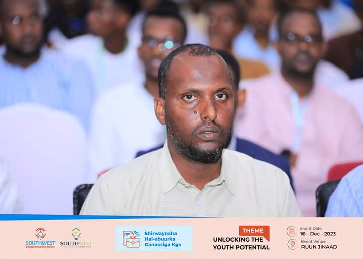 MidnimoMfi's tweet photo. We're very proud to participate in the first entrepreneurship forum in KGS.
We full empower youth by giving them opportunities to access Labour market and also to encourage them changing innovations into Real Business. https://t.co/BBdAcvbURv