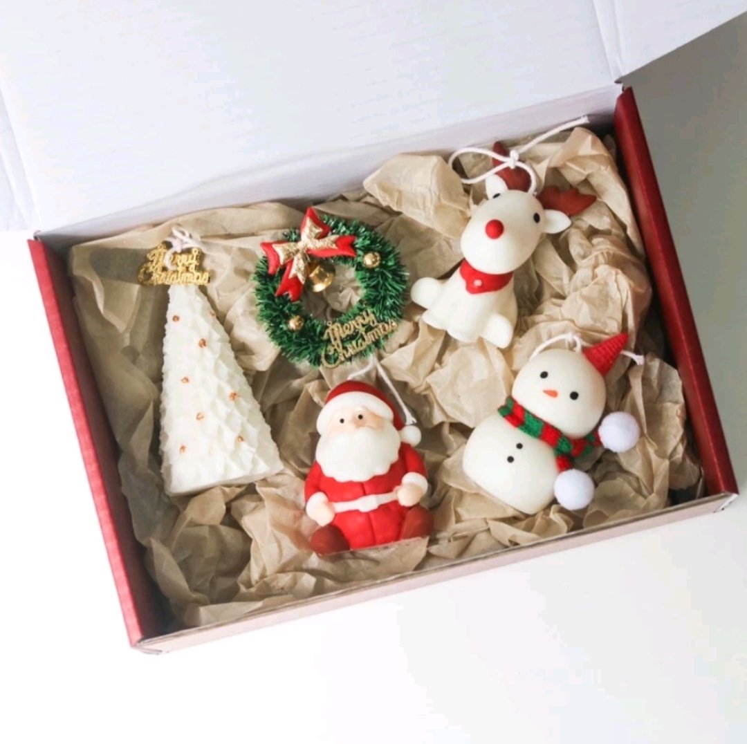 omenneri's tweet photo. ⋆⁺🎄เทียนหอมตรีมคริสต์มาสที่จริงใจ

🎅🏻กลิ่นหอมจากต้นสนที่ถูกประดับด้วยแสงไฟ
⛄️กลิ่นที่ให้ความรู้สึกอบอุ่น เหมาะกับเทศกาลแห่งความสุขขอ��ปลายปีนี้มากๆเลย
🦌🎄กลิ่นหอมหวานของดอกไม้นานาชนิดในฤดูหนาว ผสมผสานกับกลิ่นวานิลลา ᯤ🎅🏻 ⋆⁺
https://t.co/vOohD5njqi
#ช็อปปี้ถูกชัวร์ #คริสต์มาส https://t.co/uAnHbDEotk