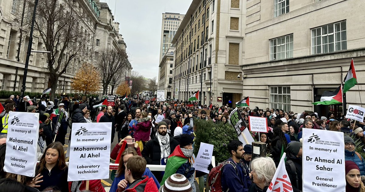 Thousands of healthcare workers taking part in a silent vigil in London today asking for peace in the Middle East and reminding us all that Healthcare Workers are not a target.