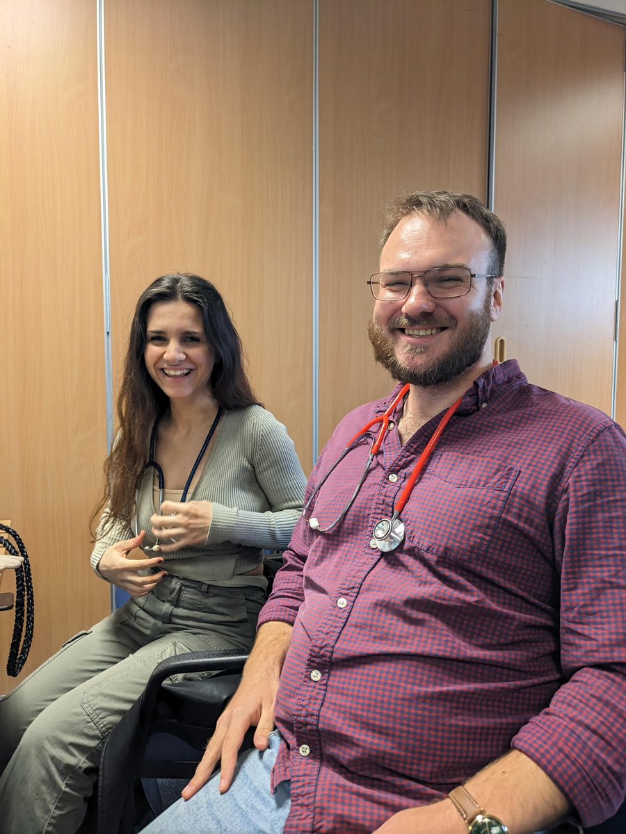 Thank you to Southampton University for having our @OCNLondon Access to #medicine students at your widening participation event last week! How great do they look with their stethoscopes? 🩺🩻

@morleycollege @morleynkren #loveourcolleges #learnscience #adulteducation