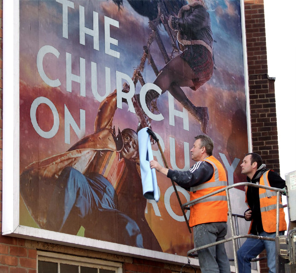 BobbyDazz12's tweet photo. They're changing the poster again! #DoctorWho #whoniverse #ChurchonRubyRoad https://t.co/Jr4ZKNd8n8