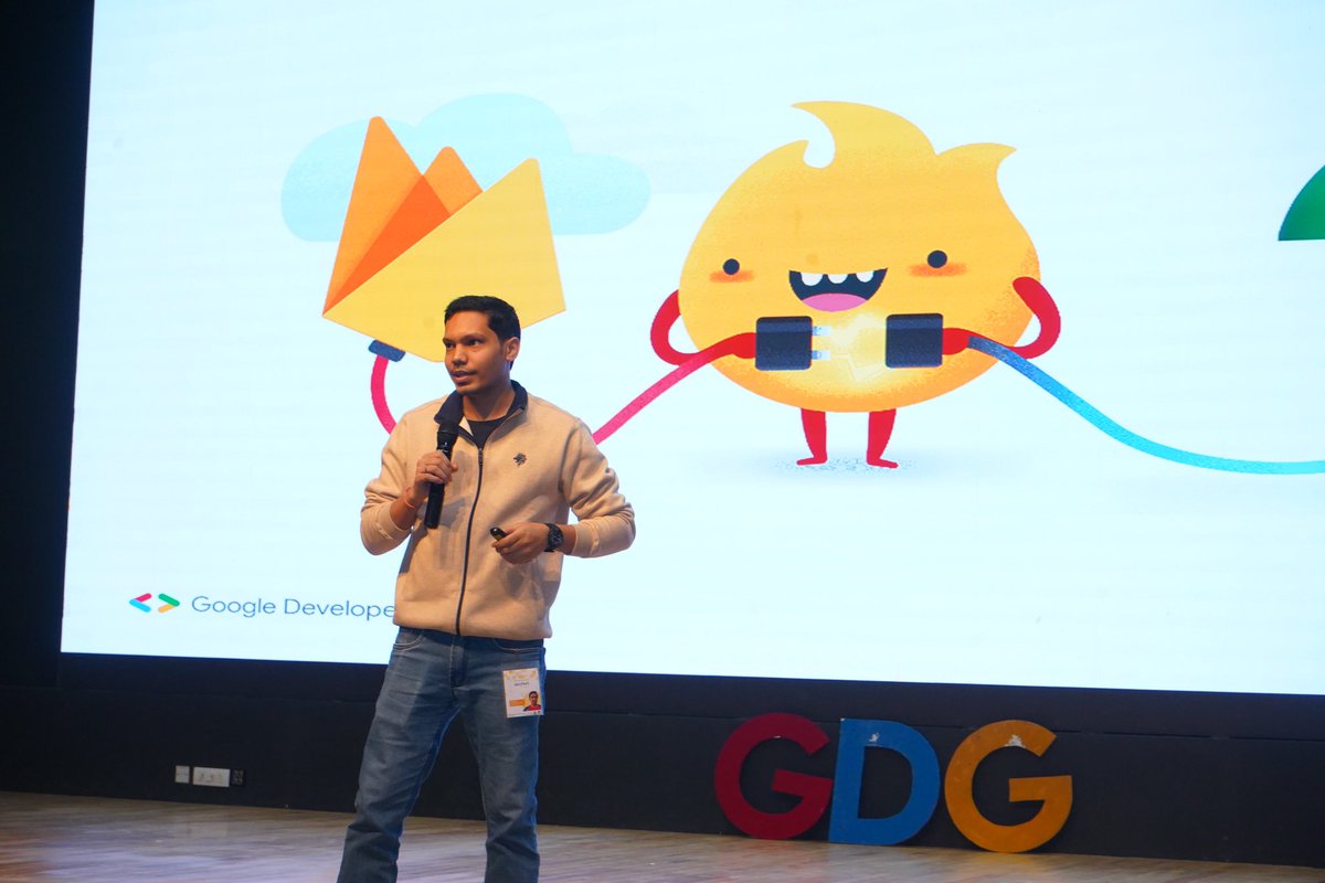 gdgchandigarh's tweet image. Huge thanks to Pankaj Rai(@raipankaj7) for igniting DevFest Chandigarh 2023 with their “Supercharge your Android Apps with Firebase” session. We’re ready to take our apps to the next level!

#devfestchandigarh2023 #devfest2023 #gdgchandigarh #wtmchandigarh