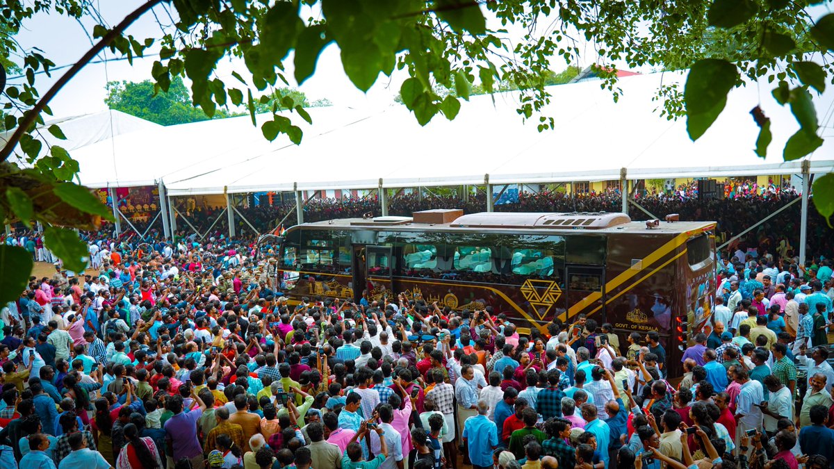 Glimpses from the vibrant sessions of #NavaKeralaSadas held across Kayamkulam, Mavelikkara, Chengannur and Thiruvalla assembly constituencies. The amazing crowds motivate GoK to continue building a new Kerala.