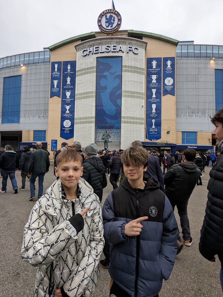 Rodnii's tweet photo. #CFCMATCHDAY https://t.co/1Qu66TAt9W