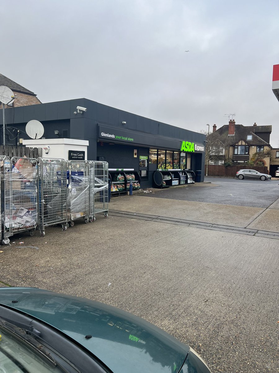 stewpercharged's tweet photo. @asda your Fleet express store is acting very shady. Just tried to buy two Starbucks double shot drinks. Get to the till and the total seems off £2.20 each but shelf says £1. Shop staff said the price keeps changing…. So there solution is to just leave it. https://t.co/pXtRU1pNKv