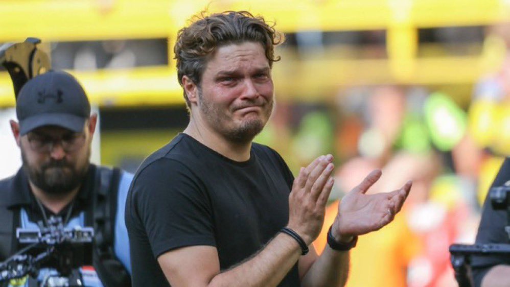 Tolga | 🦅 tweet media