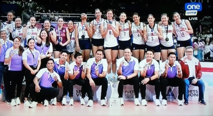 _beyadel's tweet photo. lagi't-lagi. 🥈💜

#PVLAFC2023 #PVL2023 https://t.co/6frpQ2qz16