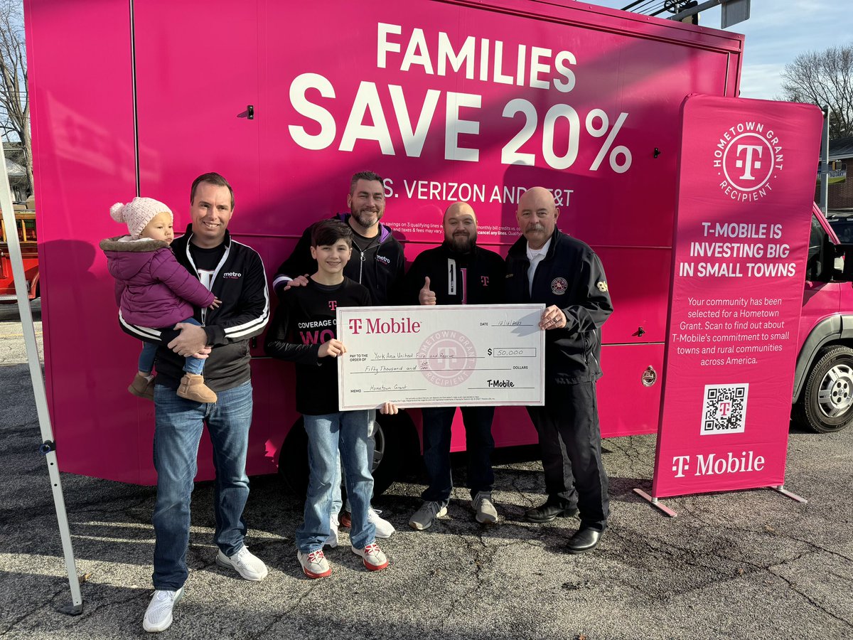 Ron Craig (@ron_craig_2019) on Twitter photo It’s awesome being a part of company that gives back to the community! York Area United Fire & Rescue won a grant to bring on a new vehicle! Thanks for having us as a part of the event! <a href="/RuthlessRhino/">Sam Canestra</a> <a href="/Joshua_Kirsten/">Josh</a> <a href="/kcampbel46/">Kevin Campbell</a> It’s awesome being a part of company that gives back to the community! York Area United Fire & Rescue won a grant to bring on a new vehicle! Thanks for having us as a part of the event! <a href="/RuthlessRhino/">Sam Canestra</a> <a href="/Joshua_Kirsten/">Josh</a> <a href="/kcampbel46/">Kevin Campbell</a>