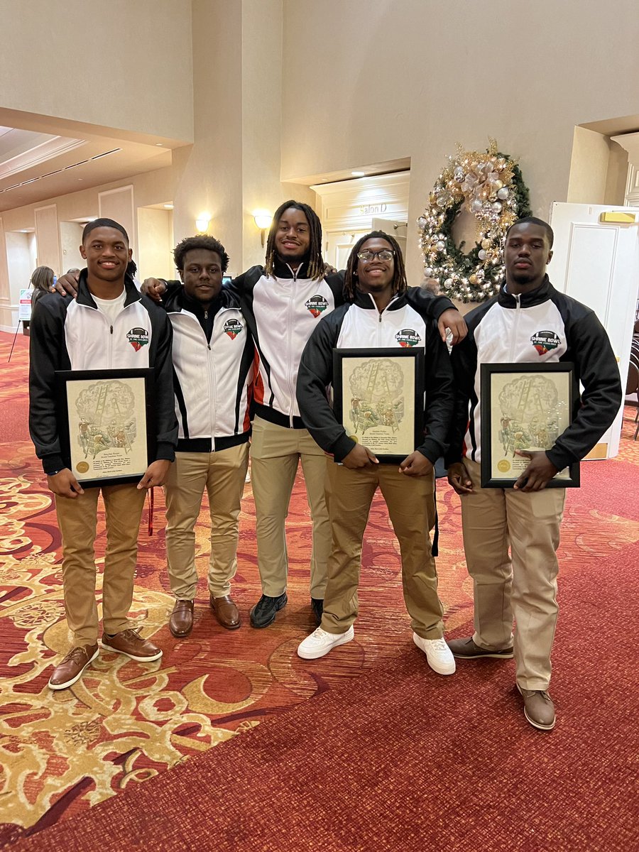 Brian Staley (@brianstaley_12) on Twitter photo Scholar D1 Athletes!!! Proud of these young men!! All from my neck of the woods!!! Itβs Shrine Bowl Time!!! <a href="/BrayStaley/">α΅Μ</a> <a href="/DunbarTraevon/">Traevon Dunbar</a> <a href="/jordan_boyd05/">Jordan Boyd</a> <a href="/Jayden_Fuller2/">Jayden Fuller</a> <a href="/jamarisstevens5/">Juju Stevens β
β
β
</a> Scholar D1 Athletes!!! Proud of these young men!! All from my neck of the woods!!! Itβs Shrine Bowl Time!!! <a href="/BrayStaley/">α΅Μ</a> <a href="/DunbarTraevon/">Traevon Dunbar</a> <a href="/jordan_boyd05/">Jordan Boyd</a> <a href="/Jayden_Fuller2/">Jayden Fuller</a> <a href="/jamarisstevens5/">Juju Stevens β
β
β
</a>