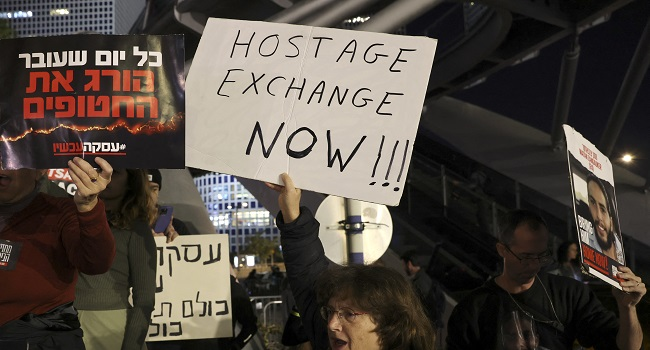 channelstv's tweet photo. Israel Mourns Three Gaza Hostages Mistakenly Killed

Israel on Saturday mourned the deaths of three Gaza hostages killed when troops mistook them for a threat, with the military expressing remorse over a “tragic” incident that sparked protests in Tel Aviv.

https://t.co/4RGxzQWETF