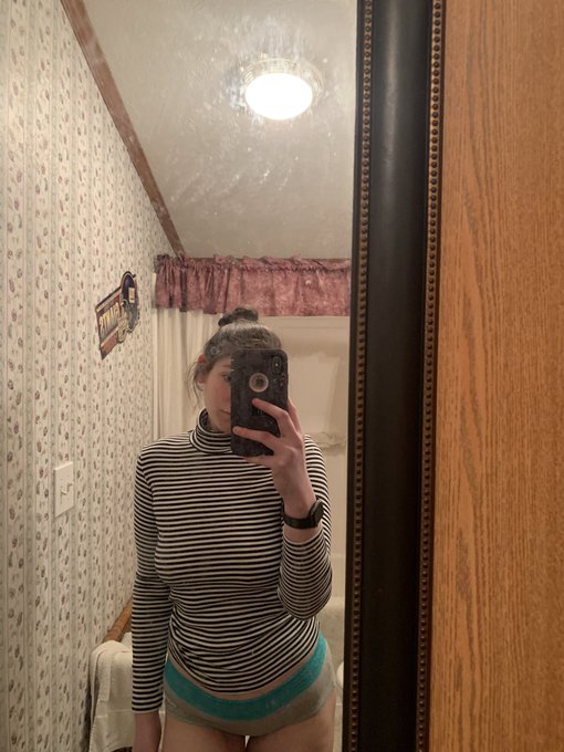 Goodmorning https://t.co/8JQ9z5CzGJ