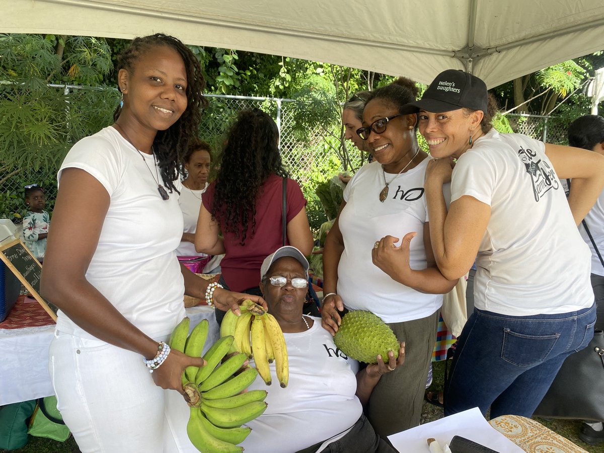 HelenDaughters's tweet photo. One week till our Christmas FarmHers Market! 👩🏾🌾
Spend the day with your favourite FarmHers as we celebrate the festive season!
🗓️: Saturday, December 23
🕖: 7 am to 2 pm
📌: The Pyramid, Pointe Seraphine
#helensdaughtersslu #empoweringwomen #womeninag #saintlucia #farmhers https://t.co/cQvEYVaekY