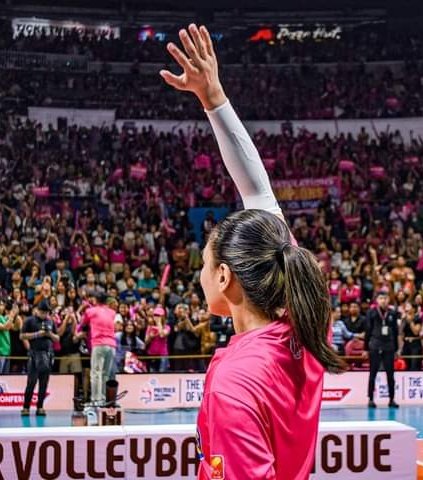Alyssa's araneta farewell might have been tough, but now she's celebrating the sweet taste of victory 💓