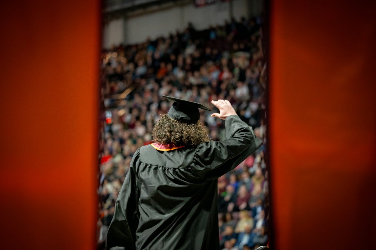 virginia_tech's tweet photo. see you again soon, #VT23? 🤞🎓 https://t.co/ShJmySylM2