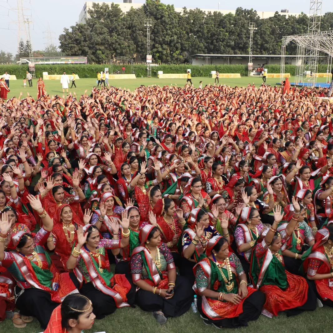 गुजरात अहीर समाज द्वारा "अहिरानी महारास 2023" द्वारका का भव्य आयोजन...®®
 
 विश्व रिकार्ड की ओर.<a href="/ABAM_official23/">AkhilBharatiyaAhiraniMaharasSangathanOfficial</a>
#ABAMS
#AhiraniMaharasDwarka
#AhiraniMaharas2023