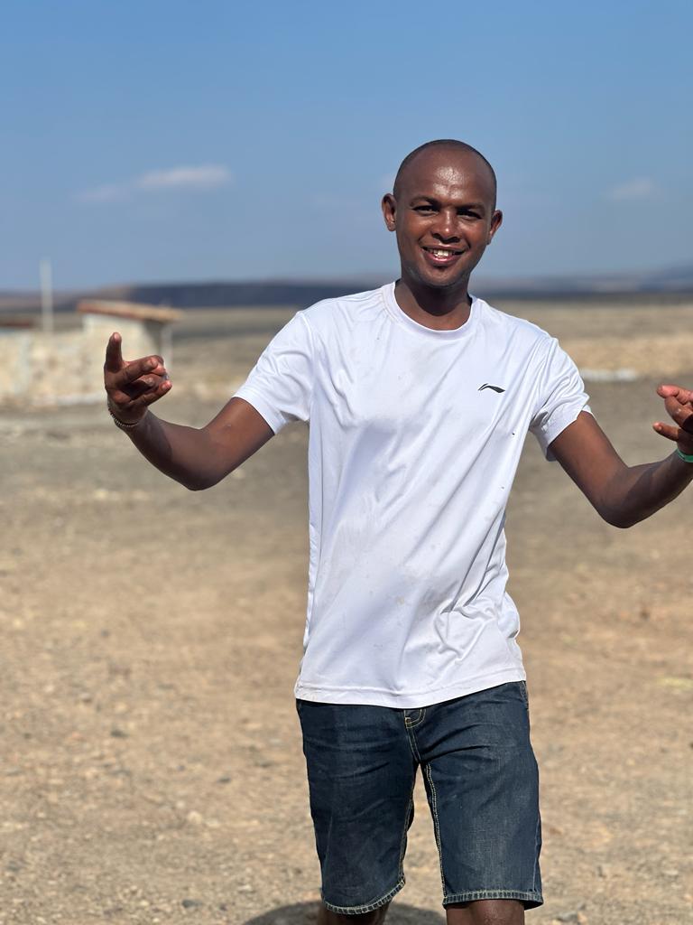 Caefoh's tweet photo. Unwinding in the desert 🏝️#marmarempire https://t.co/YVyFlpYoWG