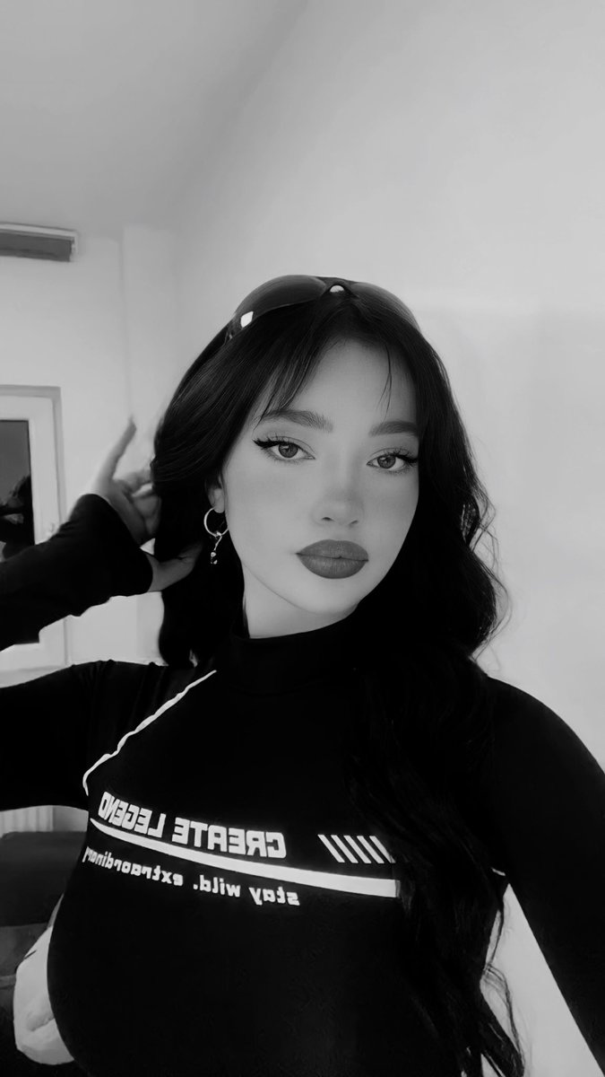 güzellim 🫧🖤
<a href="/nihlekopan/">nihlekopan</a> #NihleKopan 

#Nihle #KısmetseOlur