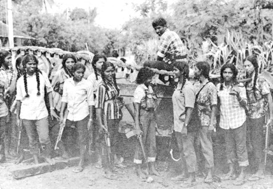 tizemtmarxism's tweet photo. women fighters in the Liberation Tigers of Tamil Eelam, they rejected the entrenched patriarchal backwardness that positioned Tamil women as vessels for domestic slavery, reproduction and slavish sexual submission to men, and fought as armed combatants for national liberation. https://t.co/1CP1mWO3SH
