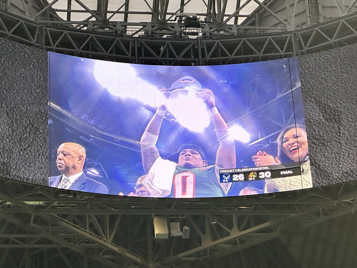 Jaycee831's tweet photo. Fammmuuuuu Fammmmuuuuuu Fammmmm Got Damn U alright alright alright #whoaintswac #weswac #Swacchampions #nationalchampions #FAMU https://t.co/LhMGeoeTn6