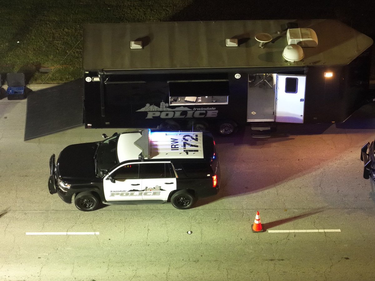 Last night's DUI checkpoint was a success in promoting responsible driving. Thanks to all who cooperated. Let's continue to make our streets safer together! 🚔👏 #IrwindalePD #SafeDriving #CommunityFirst <a href="/OTS_CA/">CA Office of Traffic Safety</a>