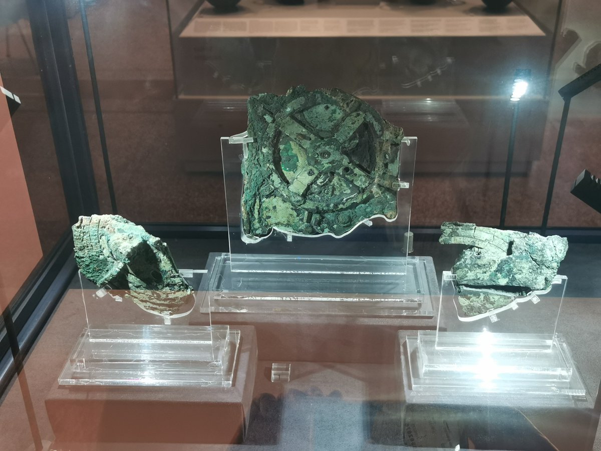 drsharwood's tweet image. The first computer?
I found out about this a few days ago 
The Greek Antiktyhera Mechanism - from 2nd century BC!!!!
What happened in the following 1000 or so years?
#trustintech #tech4good #emergingtech #AI #ML #cybersystemics #tech #Innovation #problems #artificialintelligence…