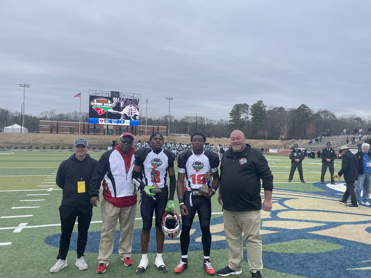 Brandon Stockdale (@1bstockdale) on Twitter photo MVPs for South Carolina
Offense — <a href="/MattWilsonn2/">Matthew Wilson “2”</a> from Rock Hill
Defense — <a href="/zantwan10/">Zantwan ”Boss” Nelson</a> from South Pointe MVPs for South Carolina
Offense — <a href="/MattWilsonn2/">Matthew Wilson “2”</a> from Rock Hill
Defense — <a href="/zantwan10/">Zantwan ”Boss” Nelson</a> from South Pointe