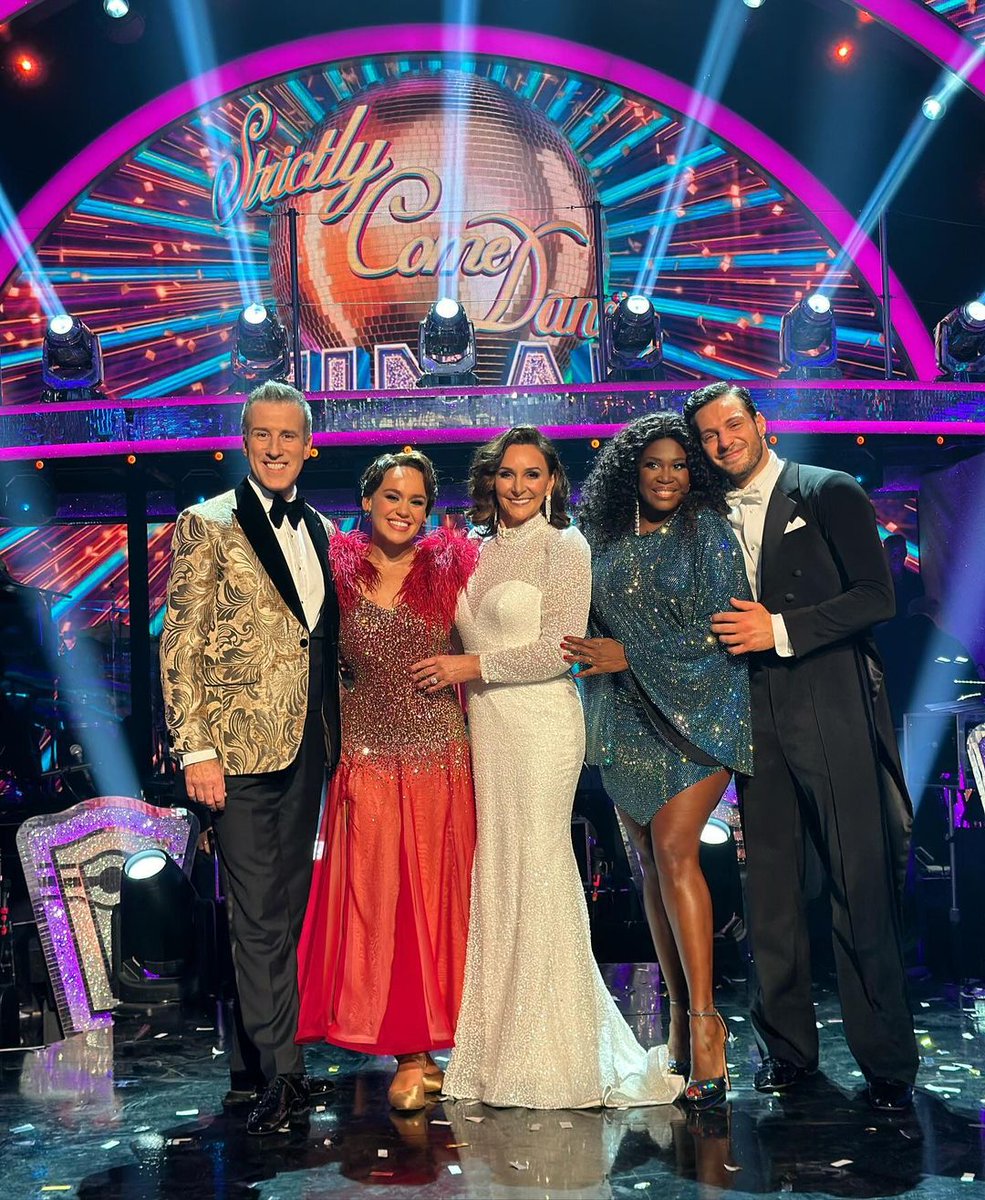 Such worthy winners of an extraordinary @bbcstrictly final! Huge congratulations @EllieLleach & @Vito__Coppola – you were sensational tonight! 🏆🪩🕺💃🌟
Anton XX 😘❤️