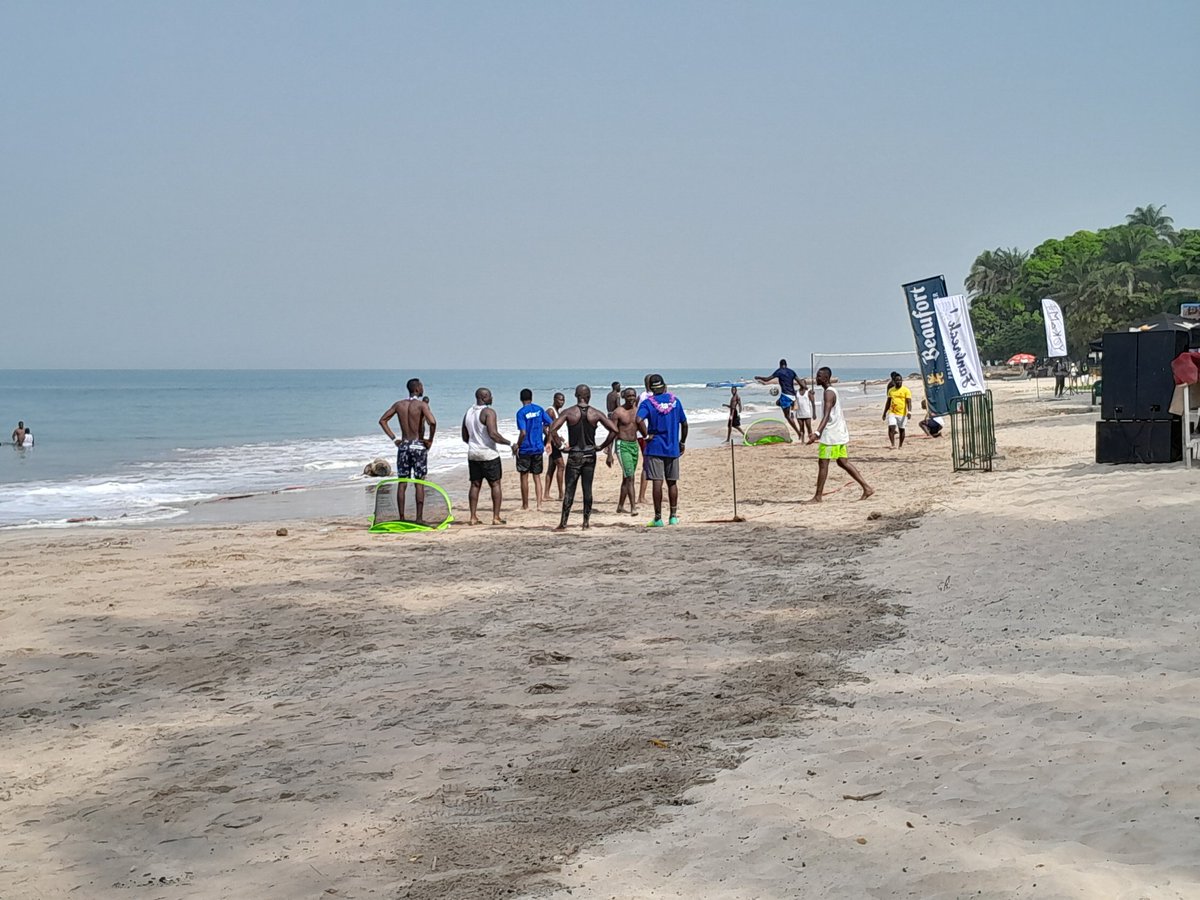 Heriico's tweet image. Un petit #Funbreak  au &quot;paradis&quot;.
Et si on exploitait tout ce potentiel touristique à 2 pas de #conakry...
#Soro #visitGuinea #guinee #224
#weekend #africa #motherland