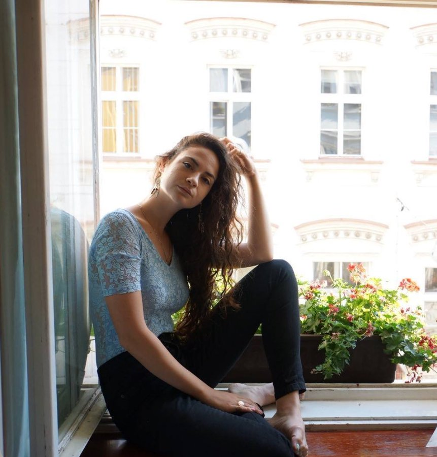 CWeillRaynal's tweet photo. Ce soir, on apprend que Inbar Heyman, 27 ans, prise en otage le 7 octobre par le Hamas et emmenée à Gaza a été assassinée en captivité. Pas vu de réaction de @CaronAymericoff https://t.co/HHkhyt7B3l