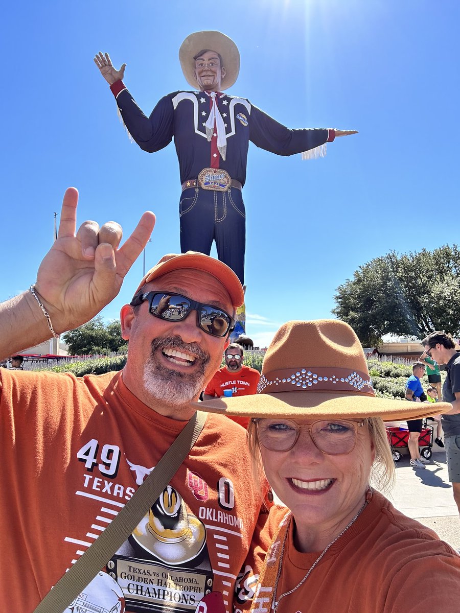 2023. My first Texas-OU game.

Thank you for getting me half way there to 1000.  Let’s go. 
#NoLonghornfanUnder1k 
#NoLonghornUnder1k 
#LonghornNation