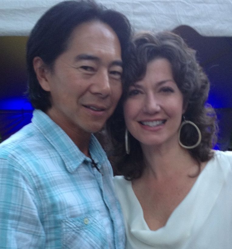 My favorite Christmas song is "Tennessee Christmas" by Amy Grant released in 1983. Who knew years later we’d be great friends and I would sit on stage with her as she sang this song On her Christmas tour. 

#amygrant #henrycho #henrychocomedy #christmas #christmasmusic