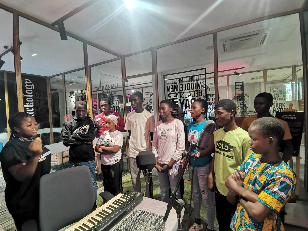 lapazcommshs's tweet photo. @sarkodie has a very inspiring and story. A couple of our students passed through the Exhibition today and learnt a lot from the King's journey. Incredible tour @Donsarkcess &amp; @watezGH 👏👏
We love you, @sarkodie , you're an inspiration 👑❤️ #RapperholicExhibition https://t.co/KNBOUGInAe
