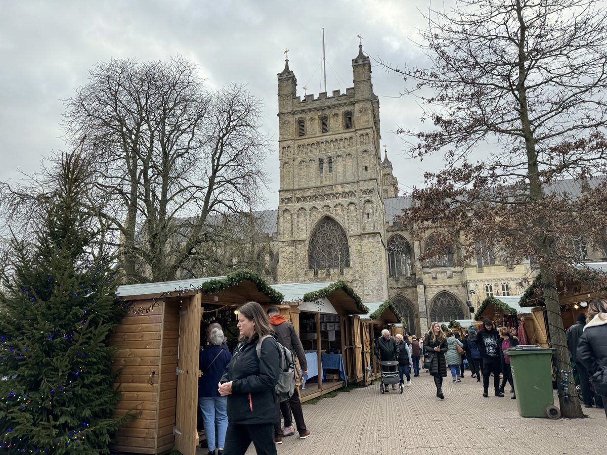 Bookings for our pre-Christmas breaks in 2024 are coming in steadily. Book now with no deposit. Here’s one of the things you could do whilst here - enjoy a mulled wine by an open fire at the Exeter Christmas Market.