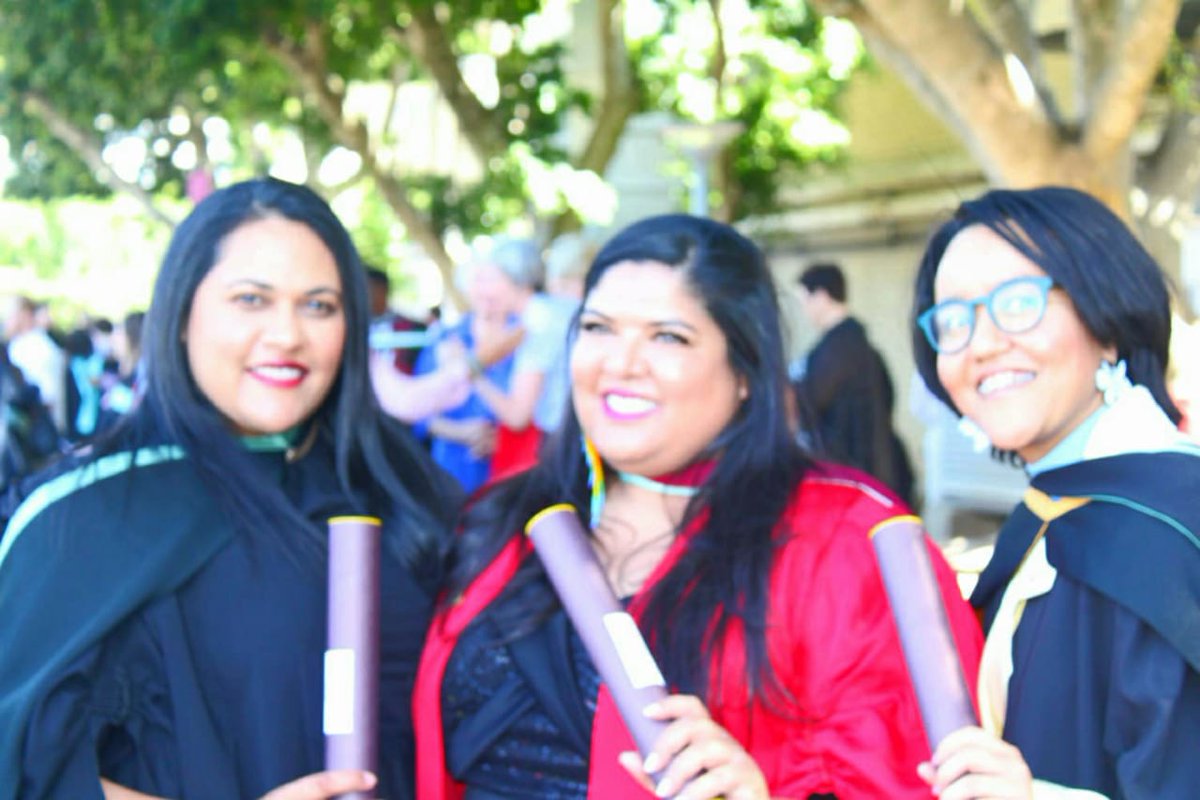 Congratulations to three of our finest @Research_Ambit for her PhD, @GabrielaCarolus for her MPhil and Ms Amina Abdullah for her MPhil! Congratulations on a fabulous acheivement from all of us ❤️ #sugrad