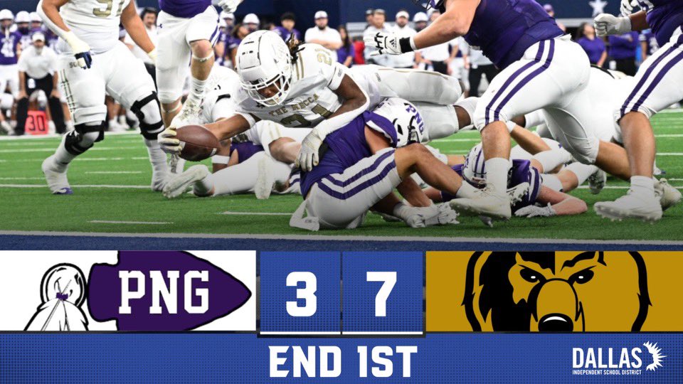 Dallas ISD Athletics (@dallasathletics) on Twitter photo South Oak Cliff with a 7-3 lead at the end of the first quarter. <a href="/SOCGoldenBearFB/">SOC Football</a> <a href="/dallasschools/">Dallas ISD</a> South Oak Cliff with a 7-3 lead at the end of the first quarter. <a href="/SOCGoldenBearFB/">SOC Football</a> <a href="/dallasschools/">Dallas ISD</a>