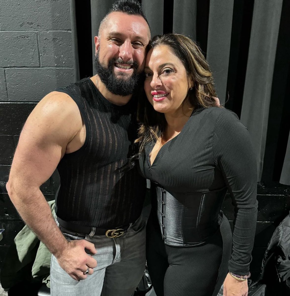 If you know me you know I LOVE @WWEDawnMarieECW Incredible to finally meet one of my favorites to talk about on #GoldenEraPodcast 🖤