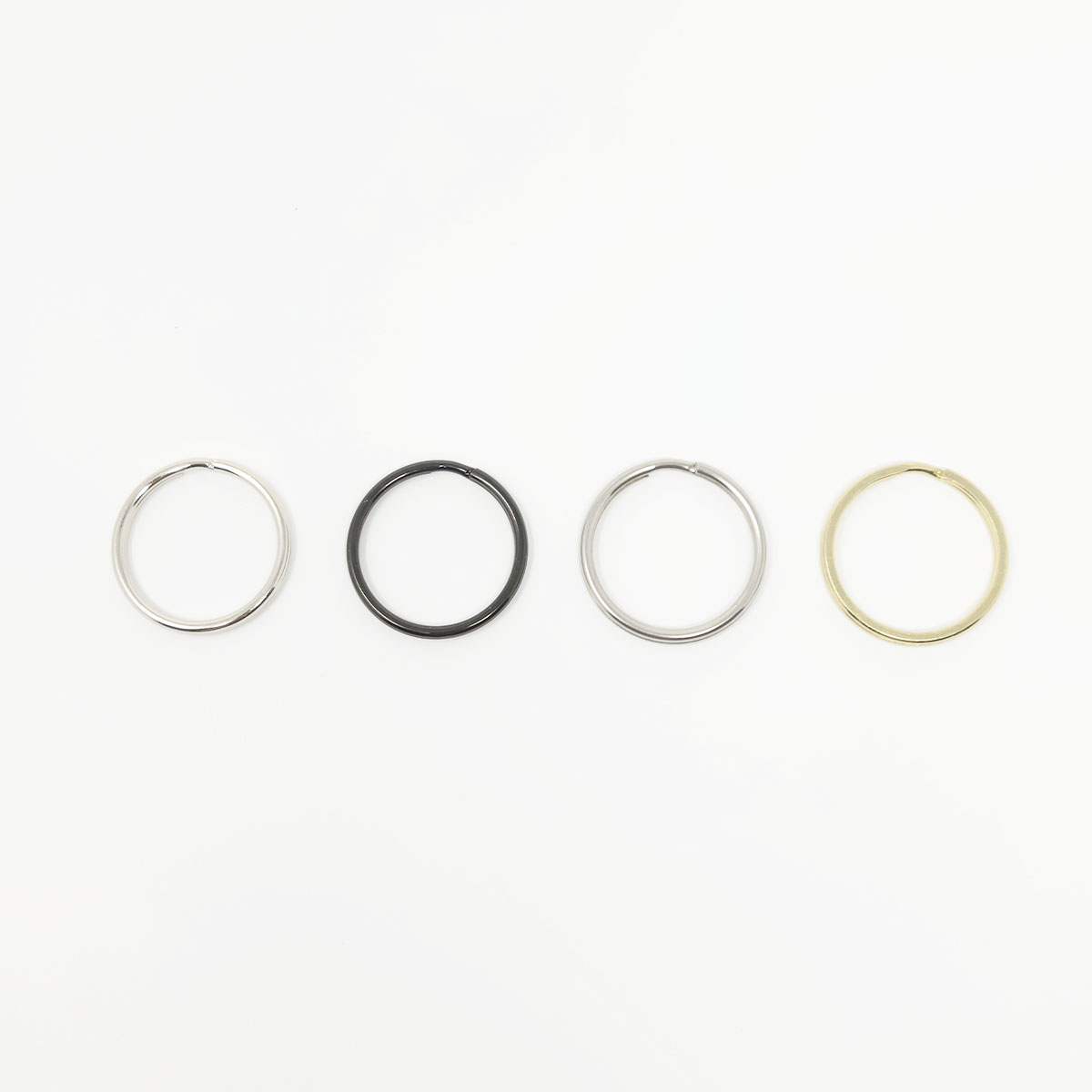 Key Rings are the perfect finishing touch to your #DIY project!

Shop online in black, brass, nickel, and stainless: loom.ly/4HMavAk 

#macrame #macramediy #getcrafting #accessories #keyrings