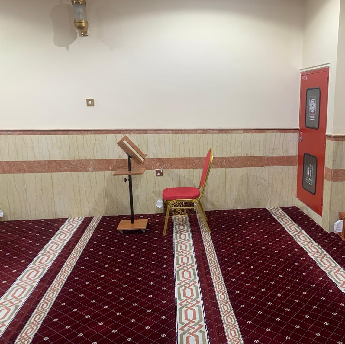 hamadlahdan's tweet photo. هذا الكرسي اعلى منزلة من كرسي الحكم .

رحم الله صاحبه الشيخ نواف الاحمد وغفر له واسكنه فسيح جناته https://t.co/b99CxMNAek