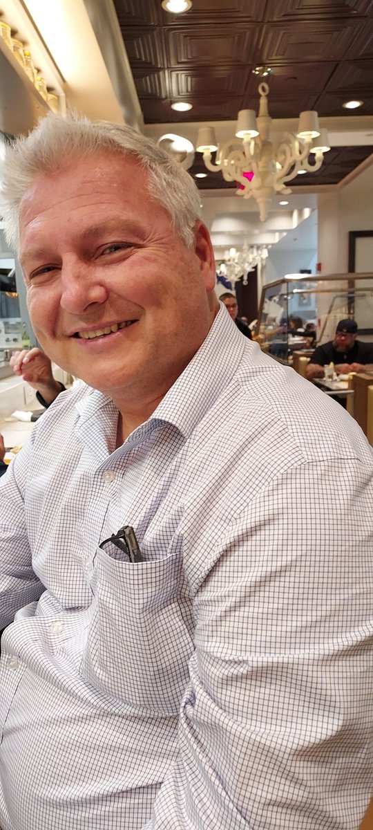 CrumplerRealtor's tweet image. One of my favorites, @PlanetTyrus, from @TheFive at the airport.
Wish I could have called Daddy. He'd have luv'd it. Even in those last nights at the hospital, I'd tell him about the topics in the "blocks".
#livewhereyoulove #tyrus #thefive #bonding