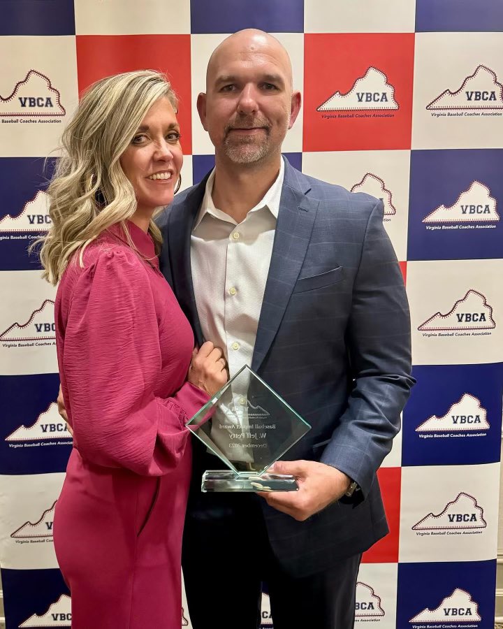PDGABASEBALL's tweet image. We would like to congratulate our General Manager @wjeffpetty on receiving the @VBCA2018 VBCA Inaugural Impact Award at the Virginia Baseball Coaches Association Hall of Fame Ceremony last night! Well deserved! 

#PDGAcademy | #VBCA