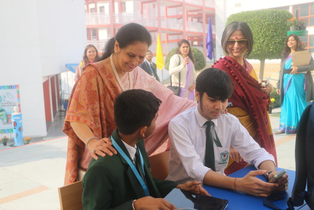 dpsgbn's tweet photo. The Inter DPS National IT Fest was hosted by DPS, GBN on Saturday, Dec 16, under the guidance of the DPS Society, New Delhi. Here are some glimpses of the memorable Inaugural Ceremony. #dpsgbn #itfest #interdps https://t.co/UKxIoXqYZA