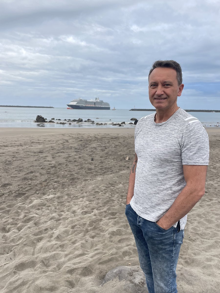 DavidMacLeodMP's tweet image. Couldn’t resist checking this out! #bigship 

Welcome to the cruise ship Noordam into Port Taranaki this morning. Hope you enjoy our wonderful region as much as I do